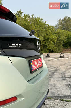 Хэтчбек Nissan Leaf 2018 в 
