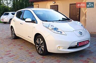 Хетчбек Nissan Leaf 2017 в Івано-Франківську