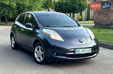 Хэтчбек Nissan Leaf 2013 в Ровно
