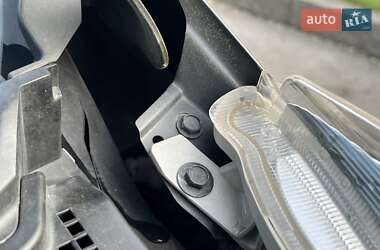 Хетчбек Nissan Leaf 2013 в 