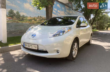 Хэтчбек Nissan Leaf 2012 в Белгороде-Днестровском