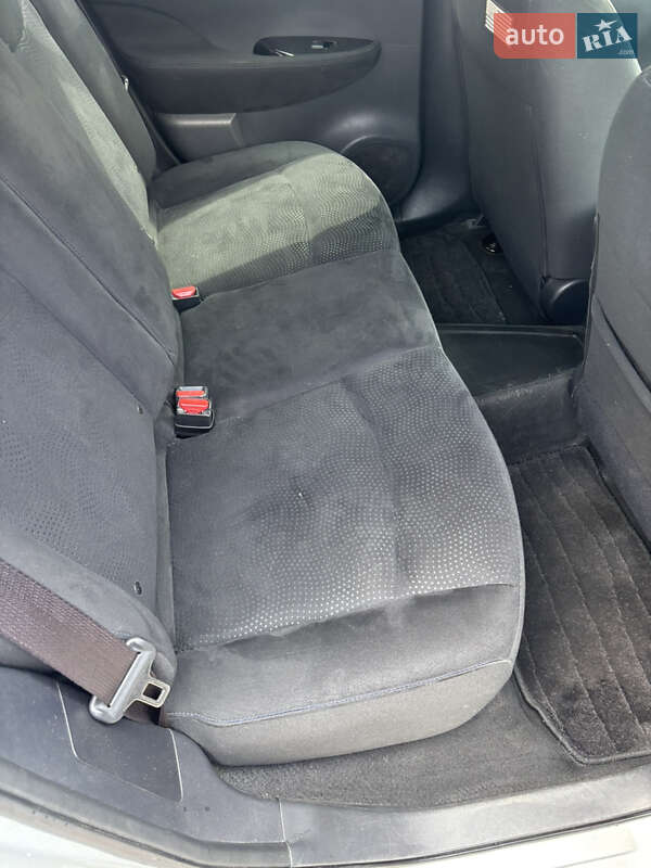 Хэтчбек Nissan Leaf 2014 в Киеве