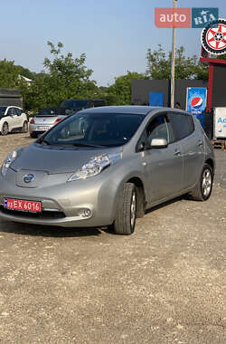 Хэтчбек Nissan Leaf 2014 в Збараже