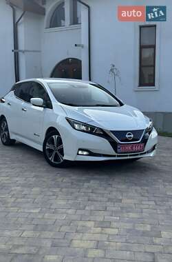Хетчбек Nissan Leaf 2019 в Долині