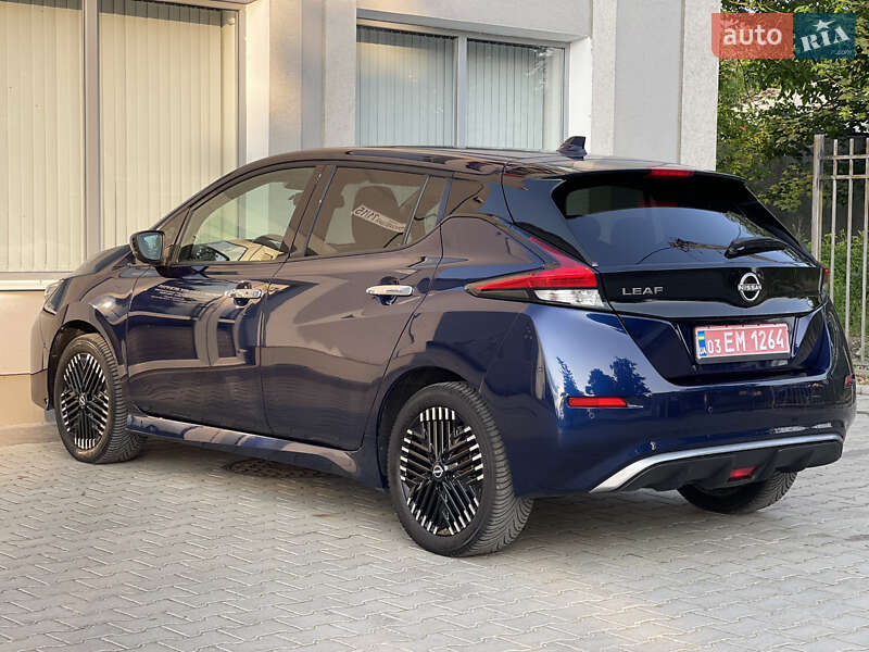 Хетчбек Nissan Leaf 2022 в Дрогобичі