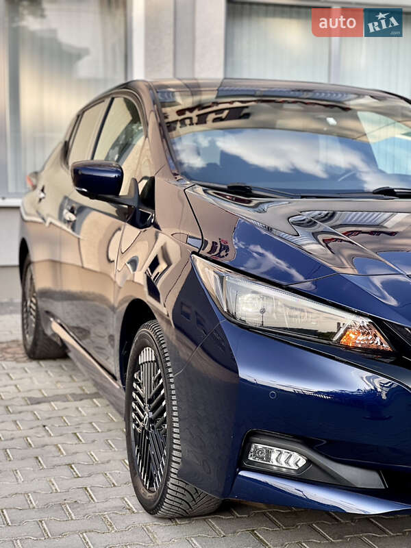 Хетчбек Nissan Leaf 2022 в Дрогобичі