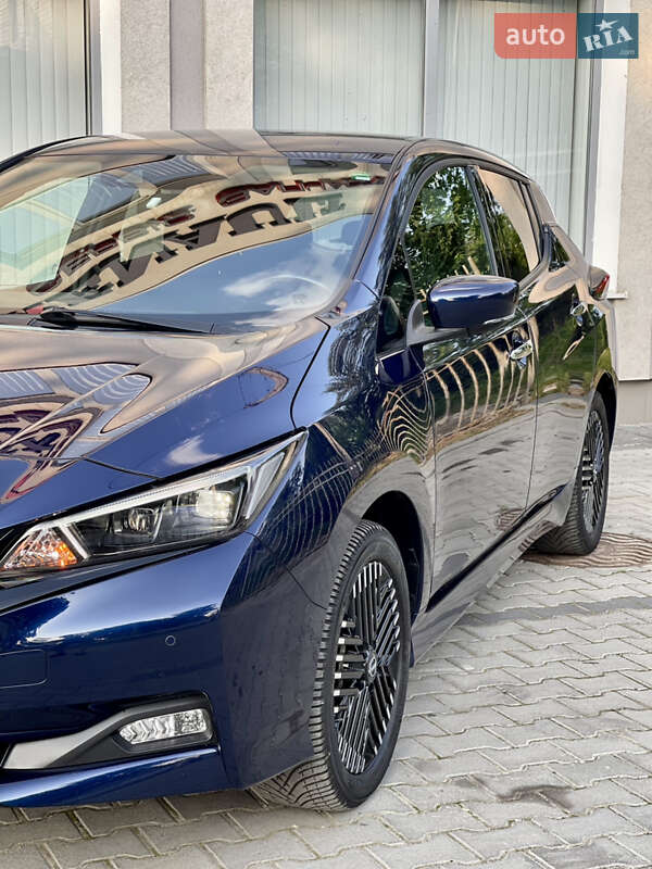 Хетчбек Nissan Leaf 2022 в Дрогобичі