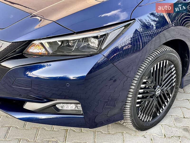 Хетчбек Nissan Leaf 2022 в Дрогобичі