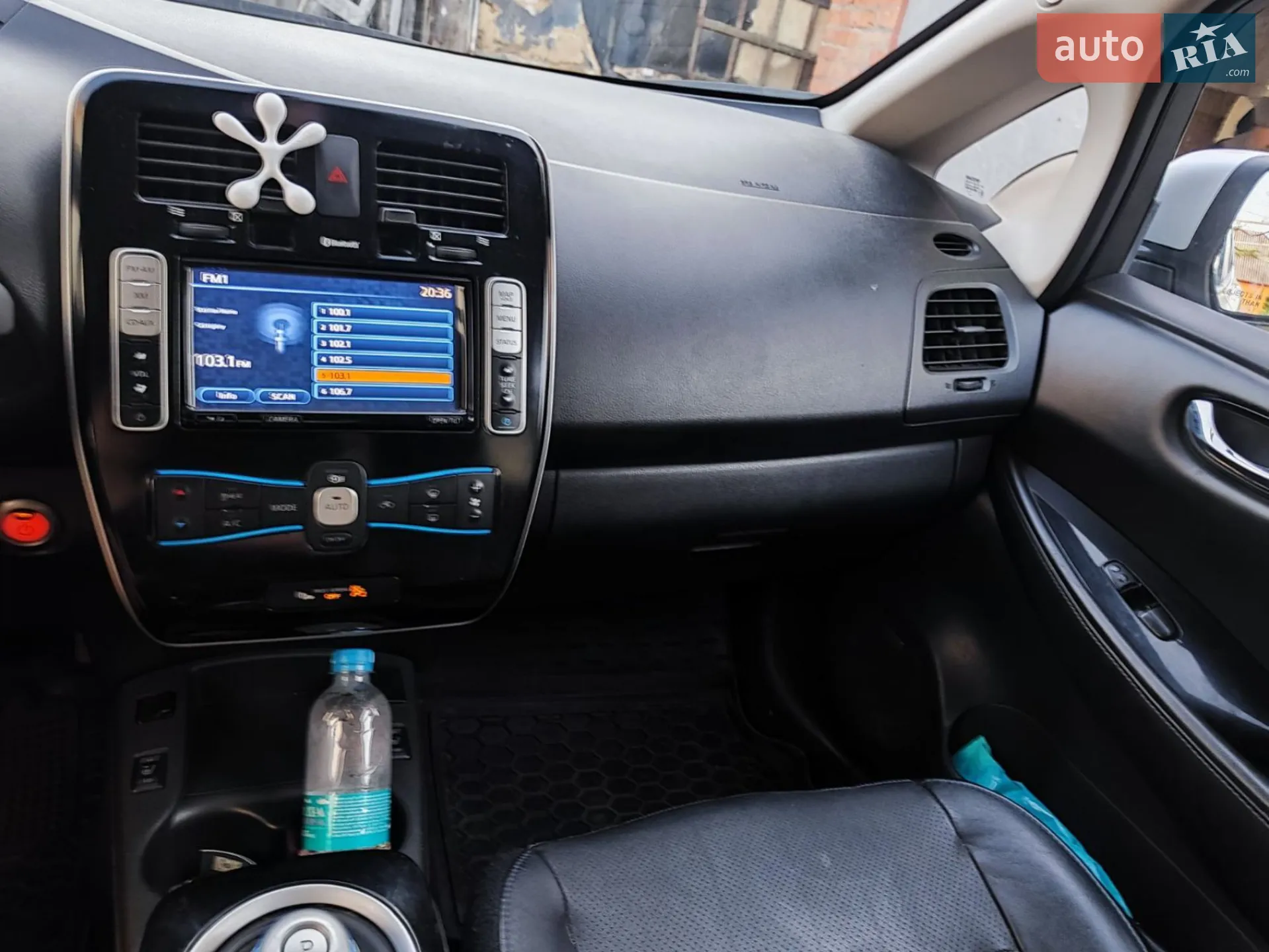 2014 Nissan Leaf - мініатюра 31