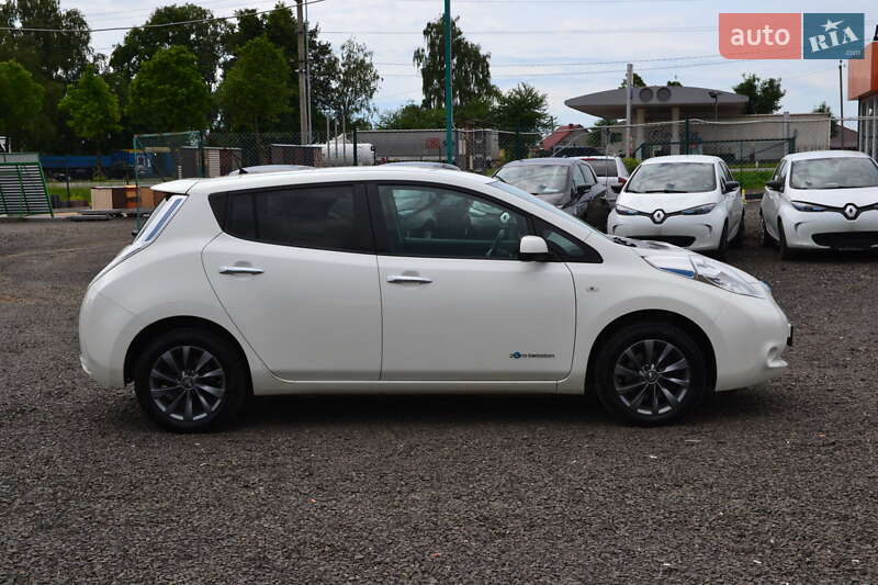 Хэтчбек Nissan Leaf 2016 в Луцке