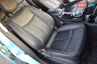 Хэтчбек Nissan Leaf 2014 в 