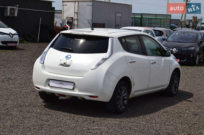 Хетчбек Nissan Leaf 2014 в Луцьку