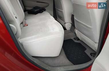 Хэтчбек Nissan Leaf 2012 в 