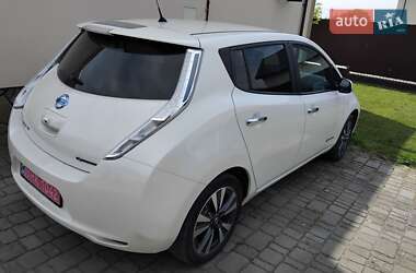 Хетчбек Nissan Leaf 2017 в 