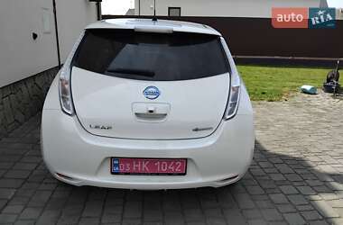 Хетчбек Nissan Leaf 2017 в 