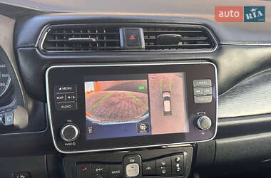 Хэтчбек Nissan Leaf 2020 в 