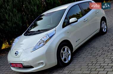 Хэтчбек Nissan Leaf 2017 в 