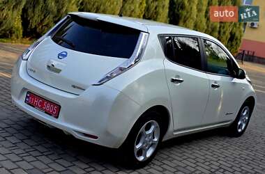 Хэтчбек Nissan Leaf 2017 в 