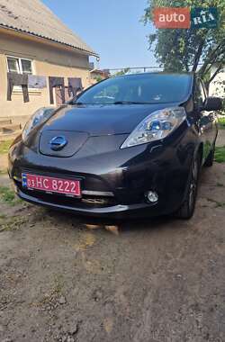 Хэтчбек Nissan Leaf 2013 в Черновцах