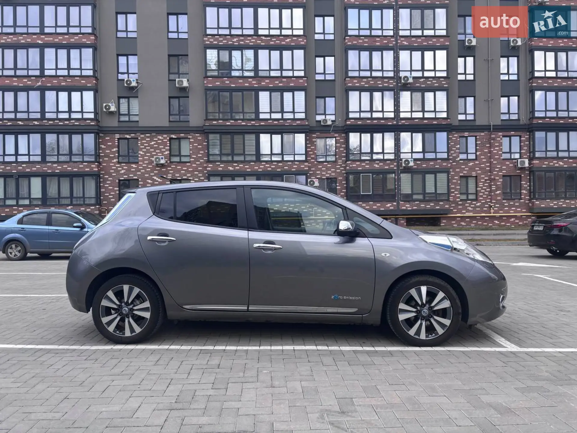 2013 Nissan Leaf - мініатюра 18