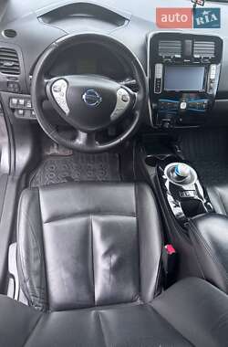 Хэтчбек Nissan Leaf 2013 в Житомире