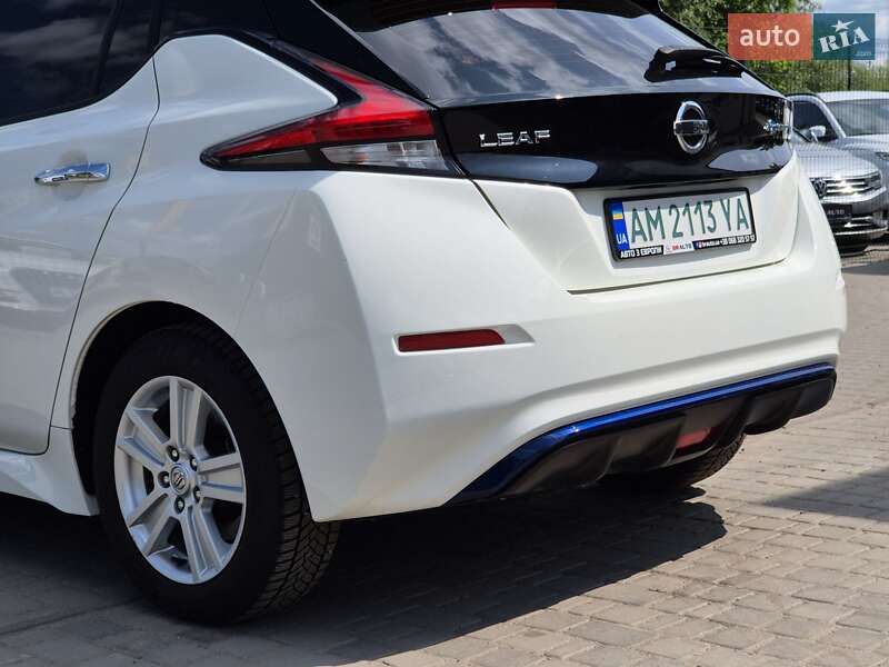 Хетчбек Nissan Leaf 2022 в Бердичеві