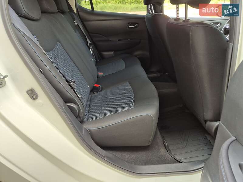 Хетчбек Nissan Leaf 2022 в Бердичеві