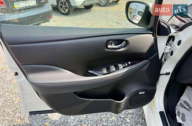 Хетчбек Nissan Leaf 2021 в 