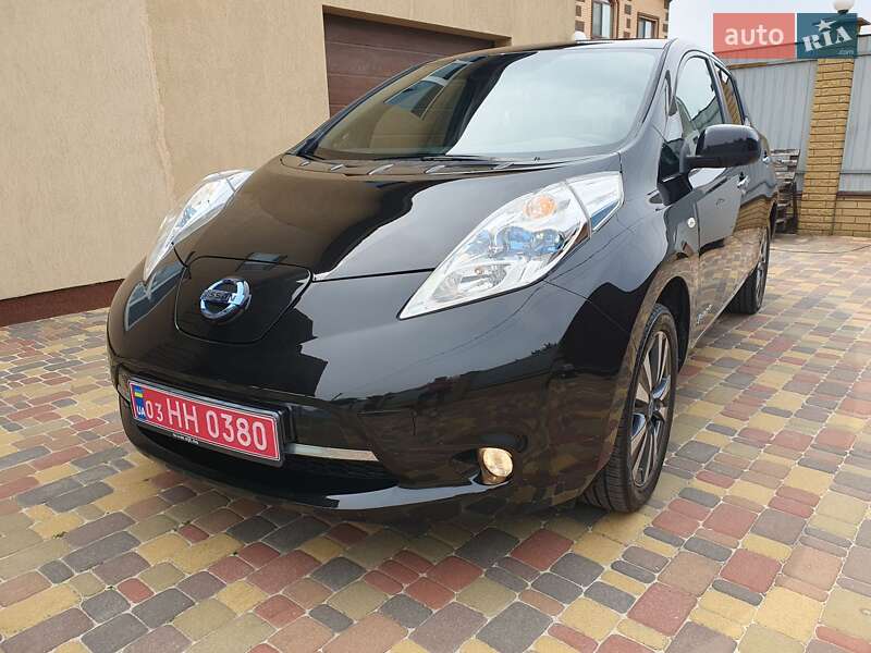 Хетчбек Nissan Leaf 2013 в Горі