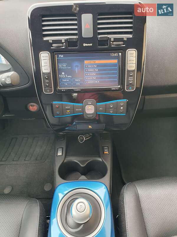 Хетчбек Nissan Leaf 2013 в Горі