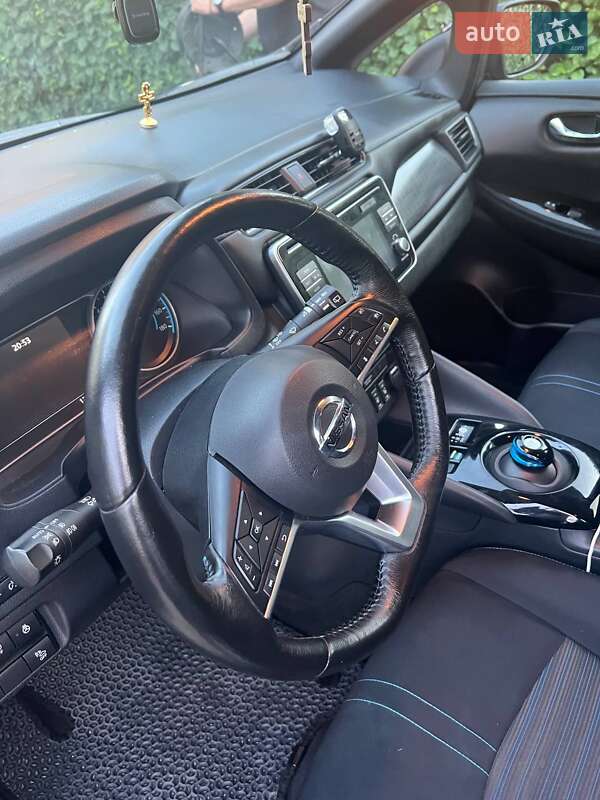 Хэтчбек Nissan Leaf 2018 в Тячеве фото 25 Хэтчбек Nissan Leaf 2018 в Тячеве