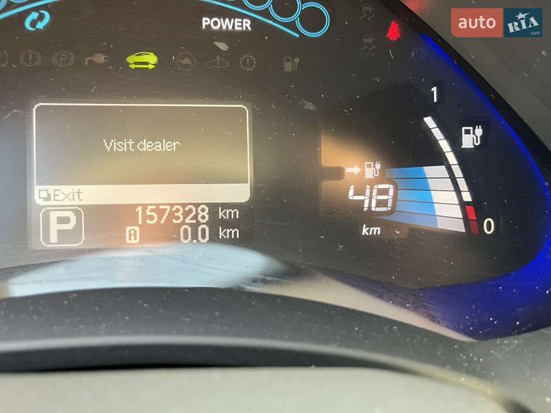 Хэтчбек Nissan Leaf 2012 в Кременце