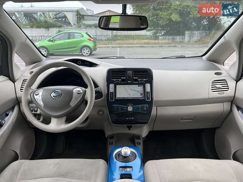 Хетчбек Nissan Leaf 2012 в Києві