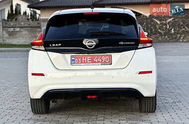 Хэтчбек Nissan Leaf 2020 в 