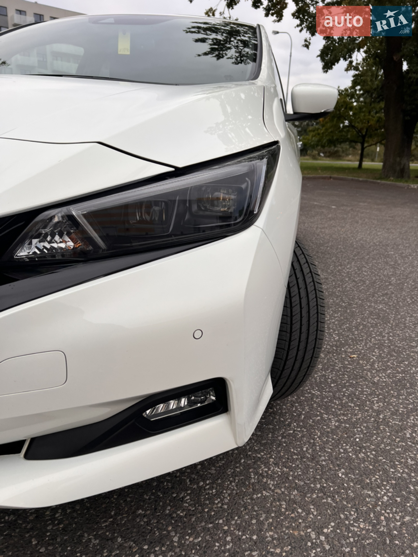 2022 Nissan Leaf - мініатюра 2
