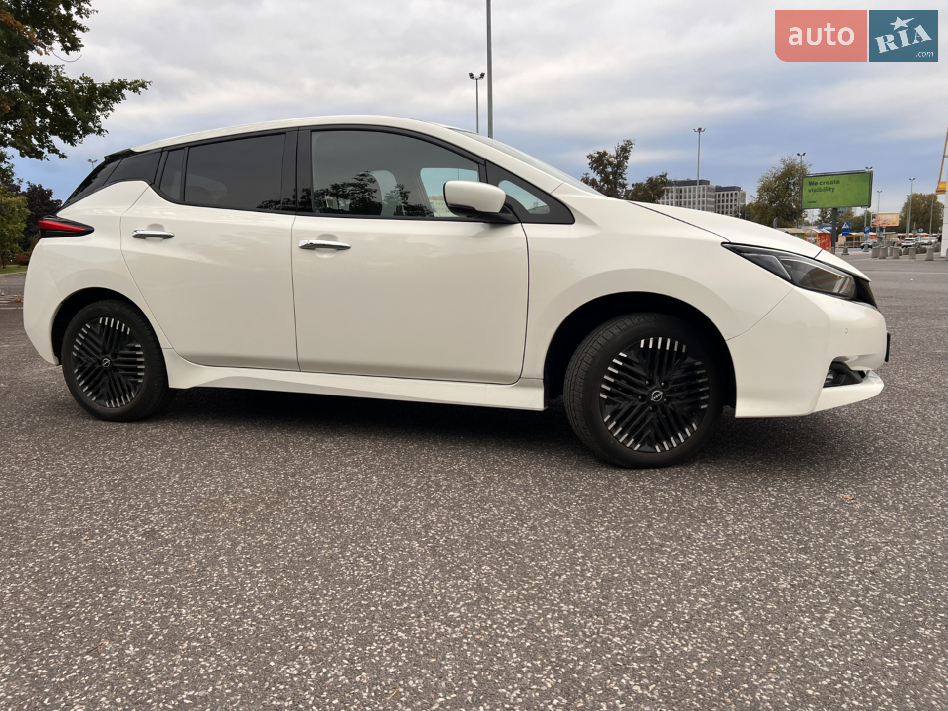 2022 Nissan Leaf - мініатюра 9