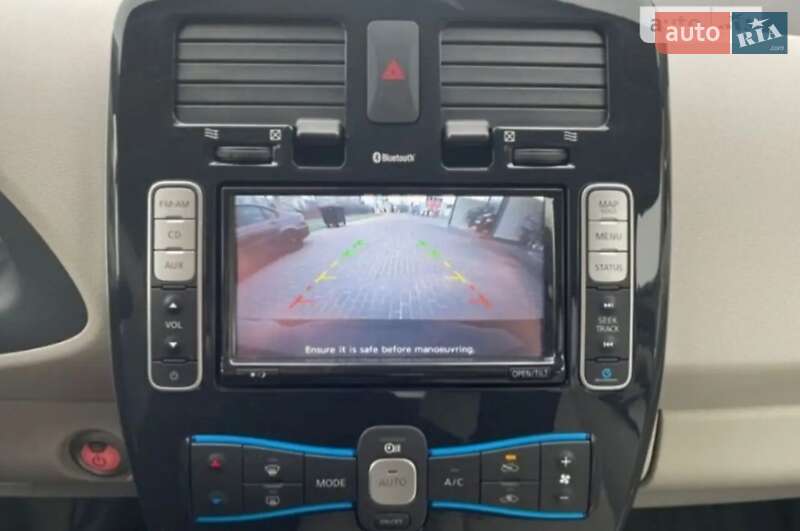 Хетчбек Nissan Leaf 2011 в Львові