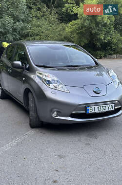 Хэтчбек Nissan Leaf 2017 в Полтаве