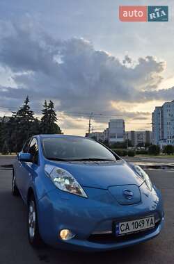 Хэтчбек Nissan Leaf 2011 в Черкассах