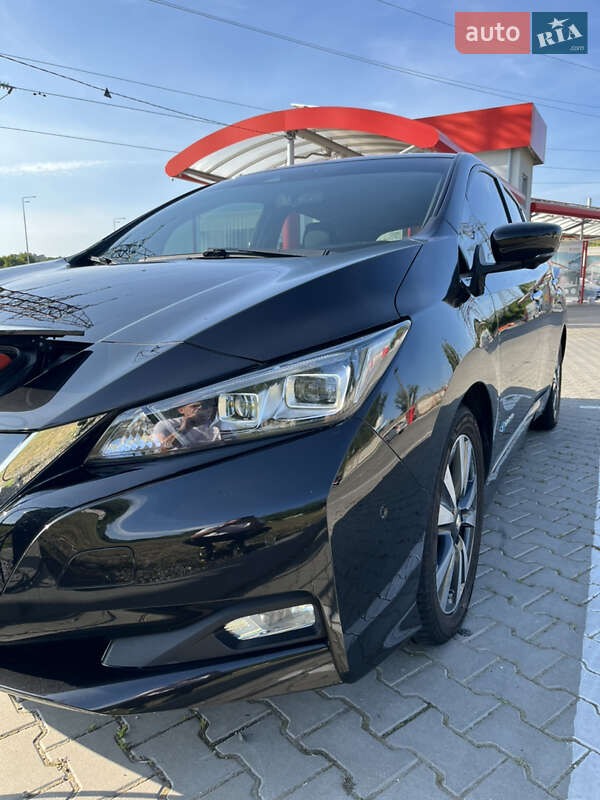 Хэтчбек Nissan Leaf 2018 в Виннице фото 4 Хэтчбек Nissan Leaf 2018 в Виннице