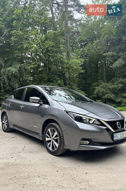 Хэтчбек Nissan Leaf 2019 в Львове