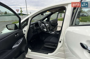 Хэтчбек Nissan Leaf 2020 в 