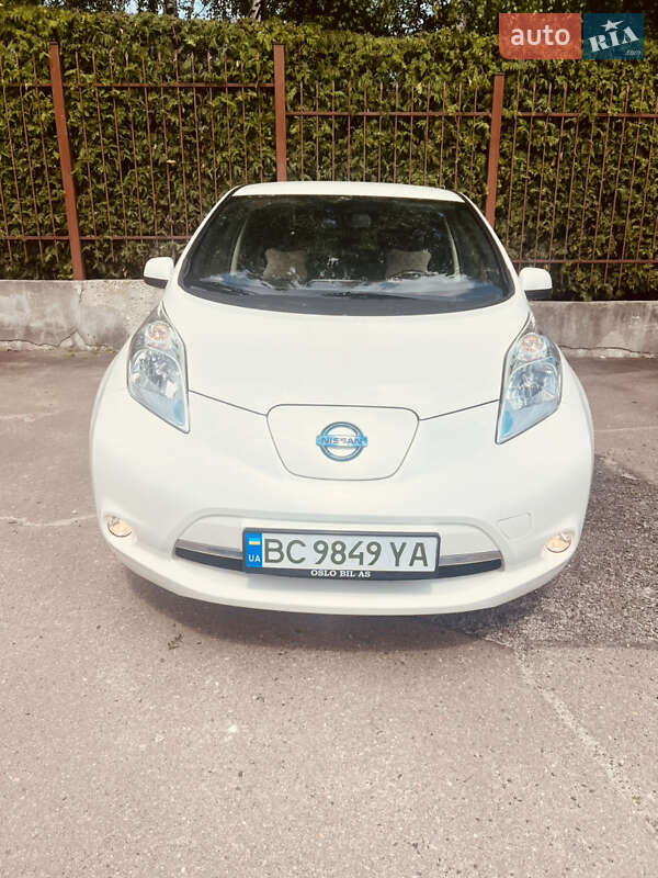 Nissan Leaf 2015