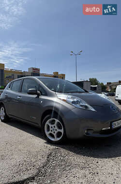 Хэтчбек Nissan Leaf 2014 в Ровно