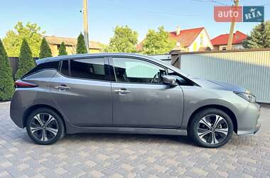 Хетчбек Nissan Leaf 2020 в 