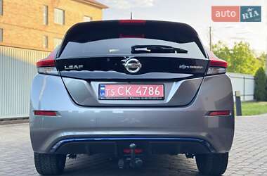 Хетчбек Nissan Leaf 2020 в 