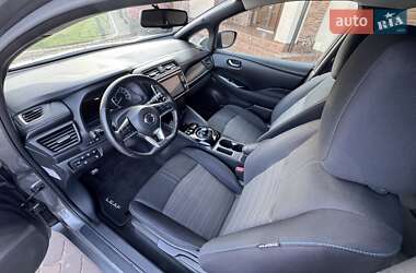 Хетчбек Nissan Leaf 2020 в 