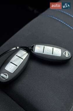 Хетчбек Nissan Leaf 2020 в 