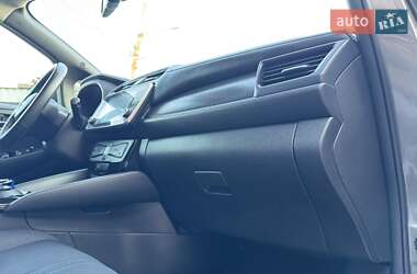 Хетчбек Nissan Leaf 2020 в 