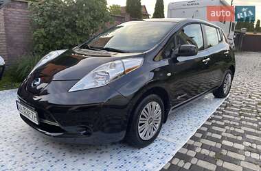 Хэтчбек Nissan Leaf 2014 в Киеве